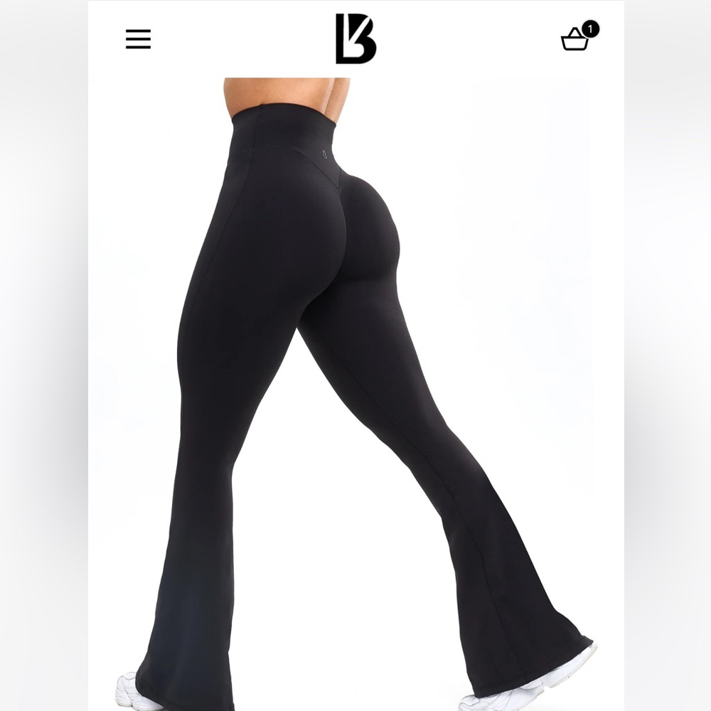 Buffbunny aggressive scrunch flare leggings